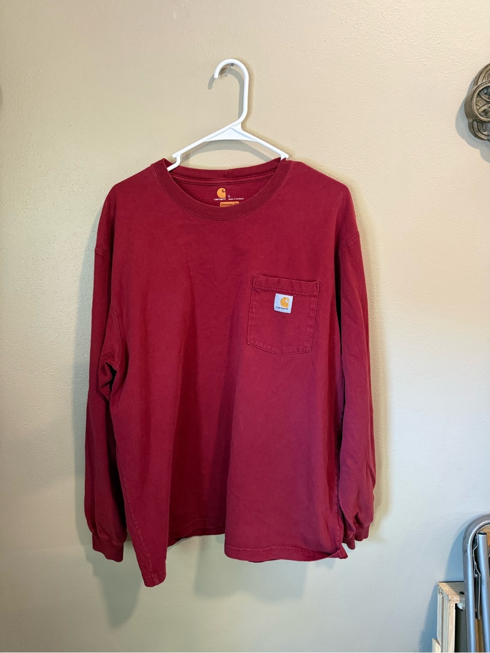 Carhartt Long-Sleeve Pocket Tee in Burgundy Red